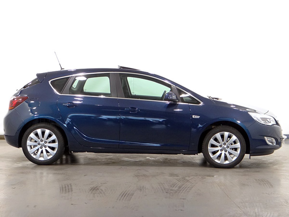Foto Opel Astra 5