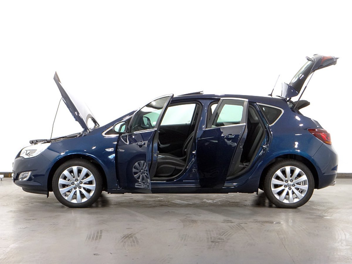 Foto Opel Astra 13