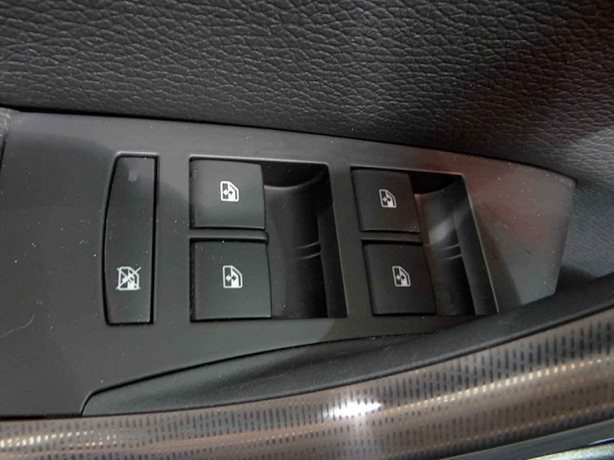 Foto Opel Astra 39