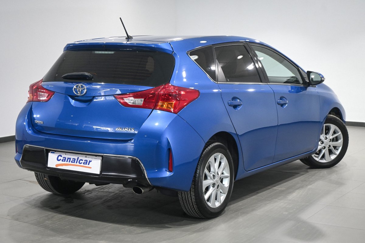 Foto Toyota Auris 4