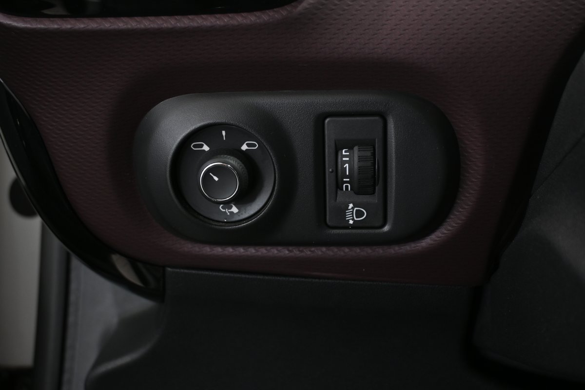 Foto Citroen C4 Cactus 25