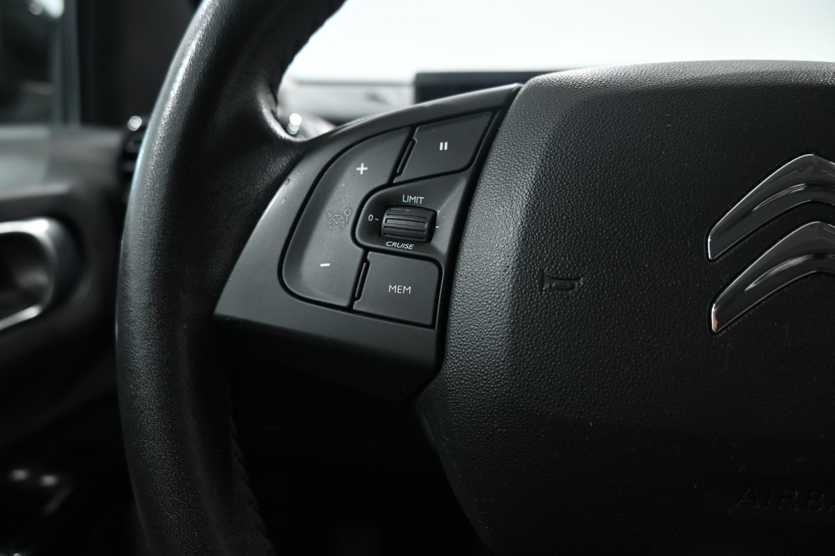 Foto Citroen C4 Cactus 21