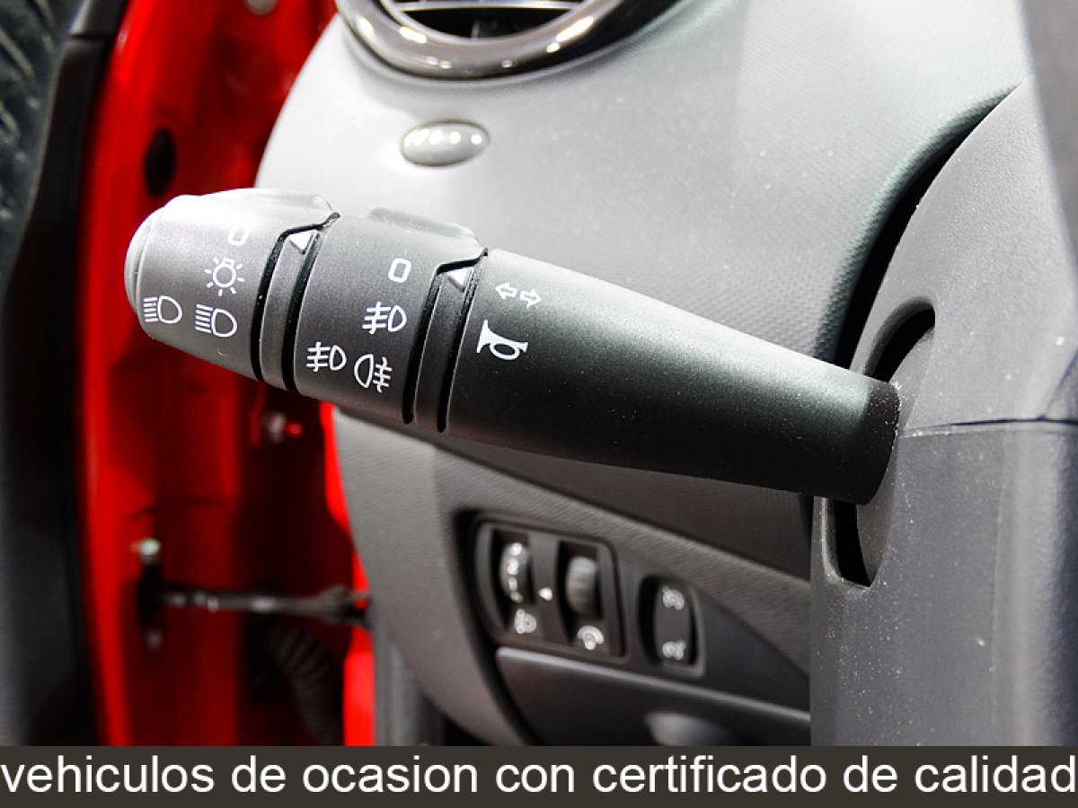 Foto Renault Twingo 32