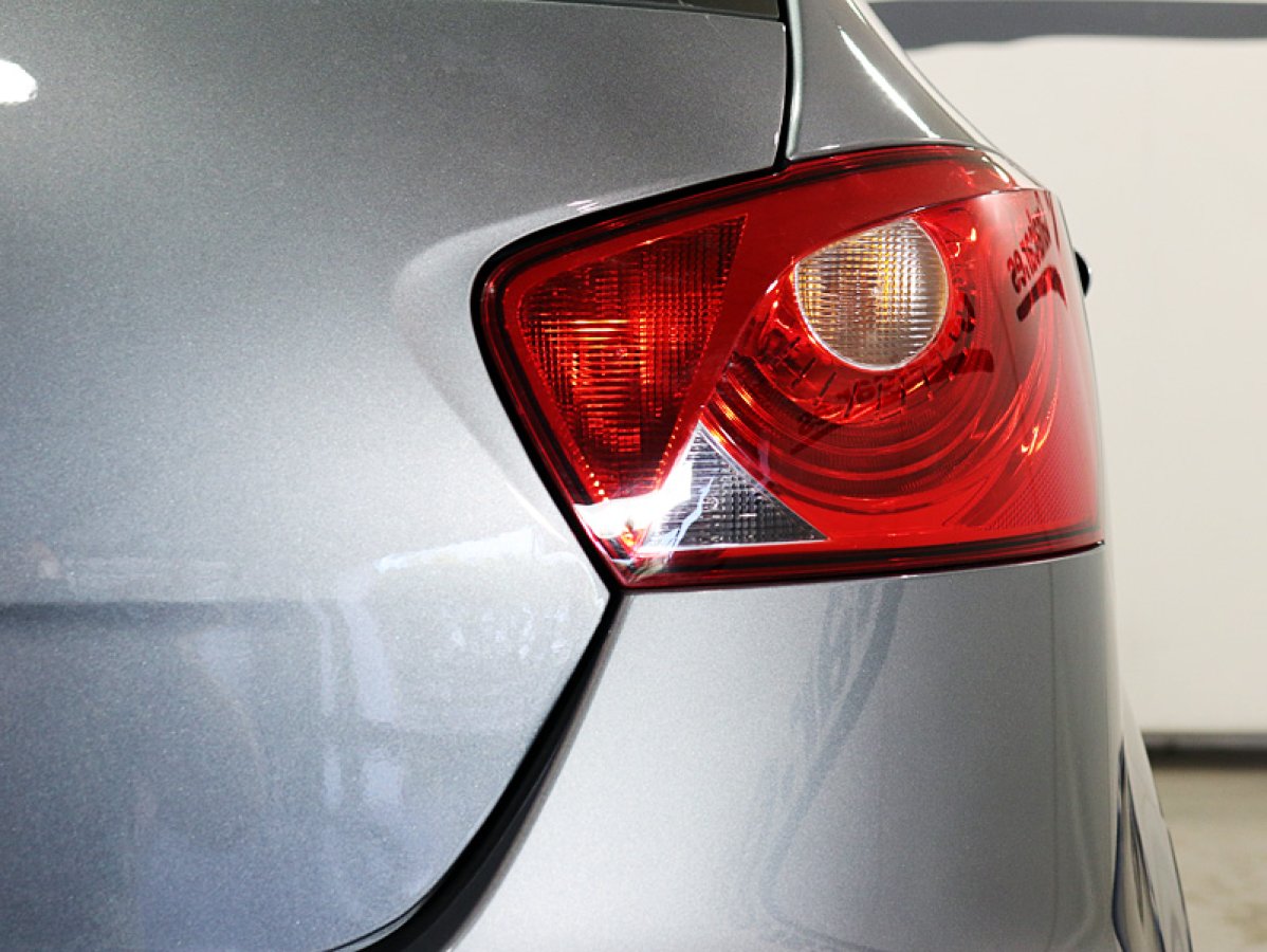 Foto Seat Ibiza 11