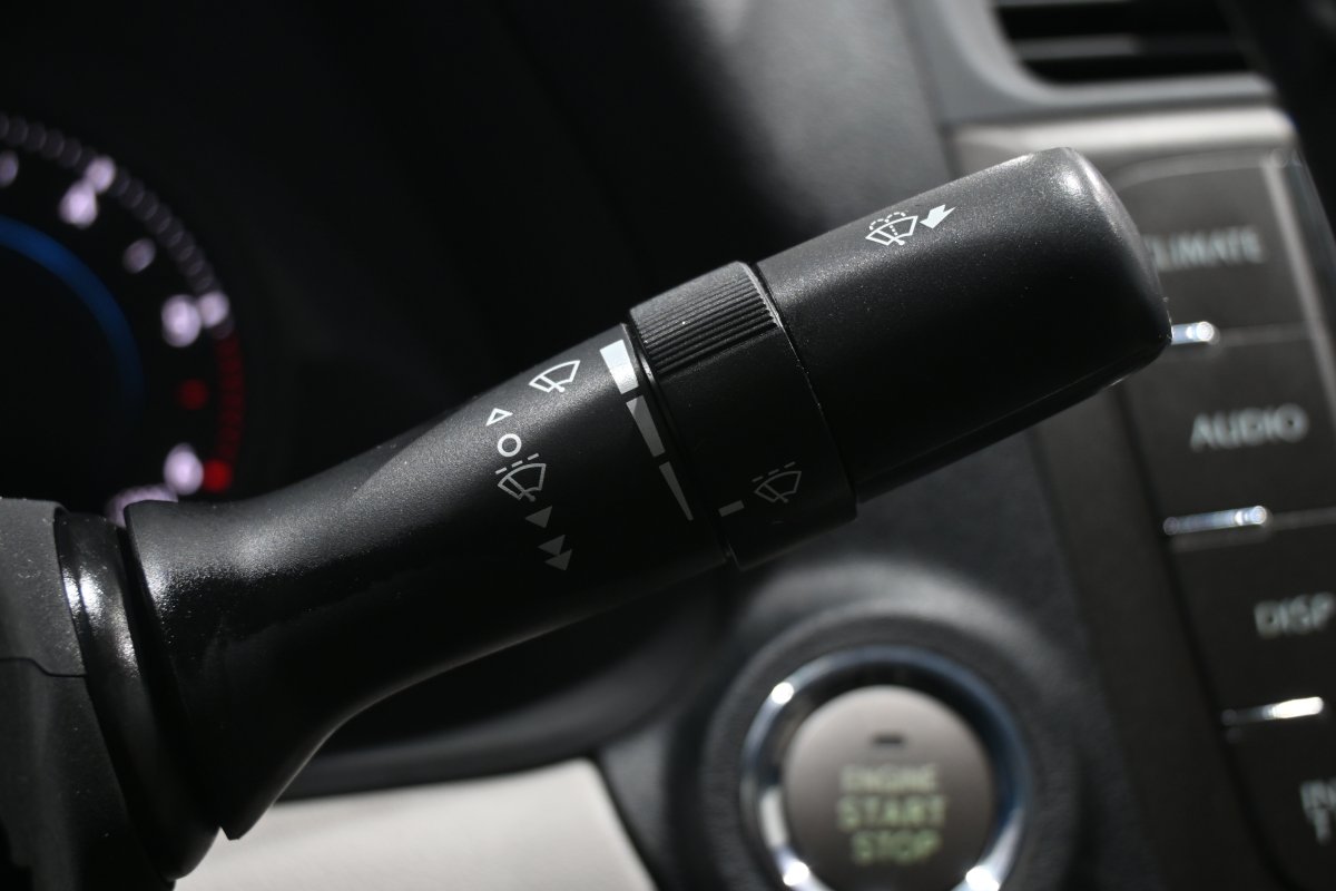 Foto Lexus IS220d 26