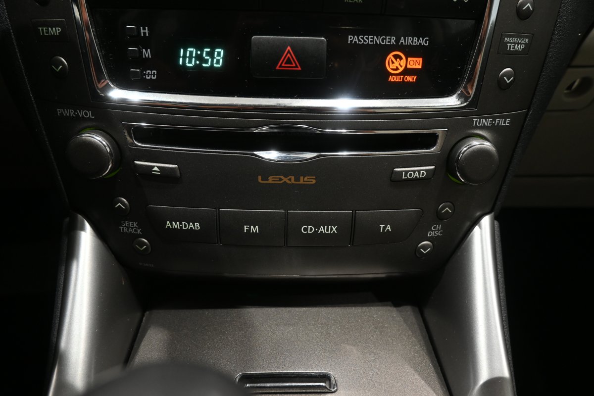 Foto Lexus IS220d 18