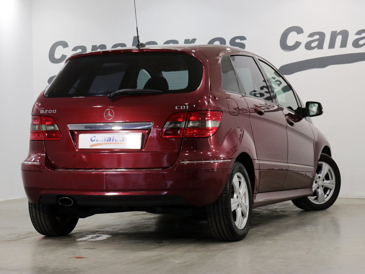Foto Mercedes-Benz B 200 4