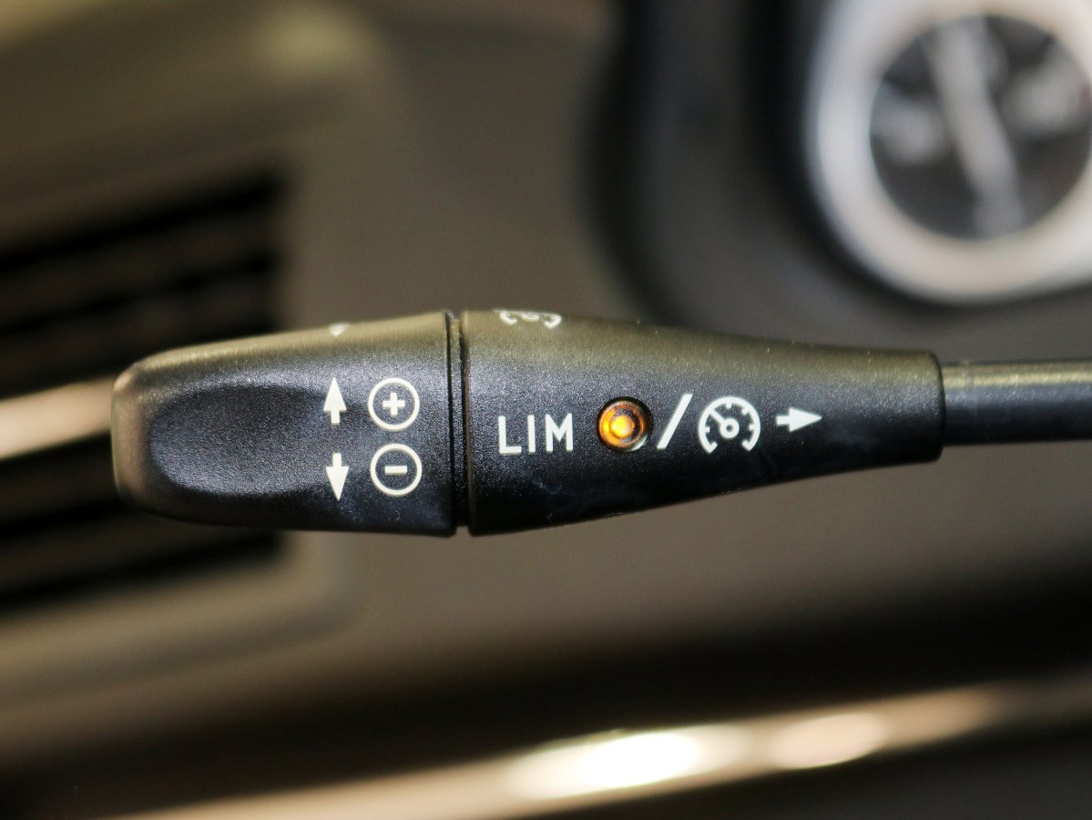 Foto Mercedes-Benz B 200 20
