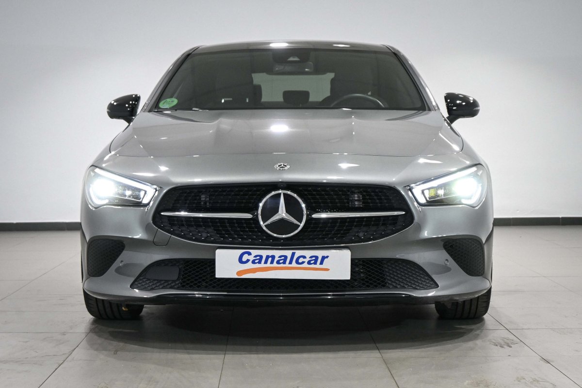 Foto Mercedes-Benz CLA 2