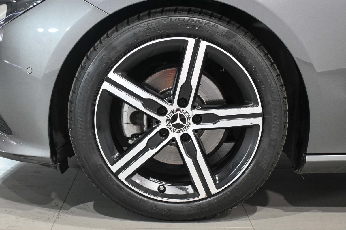 Foto Mercedes-Benz CLA 36