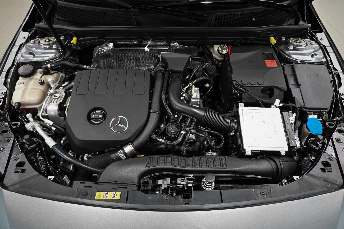 Foto Mercedes-Benz CLA 7