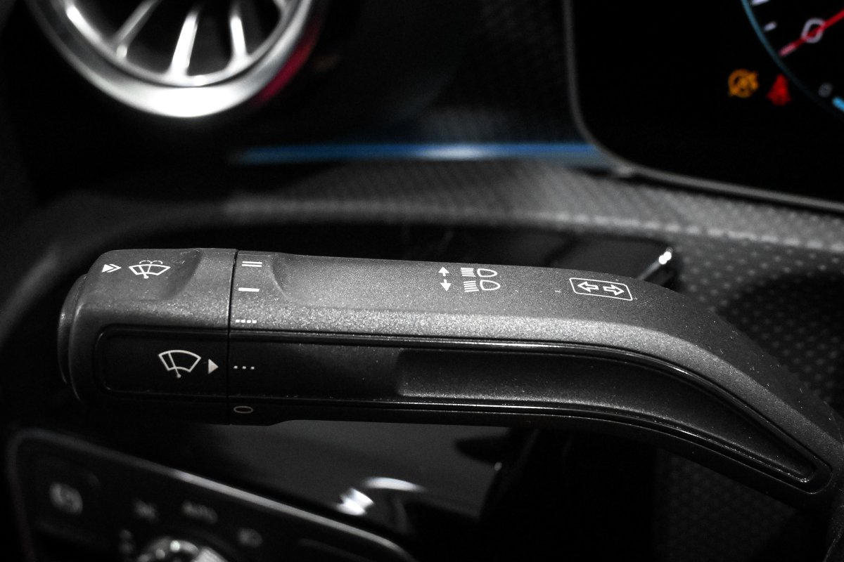 Foto Mercedes-Benz CLA 29