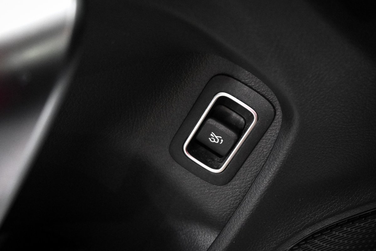 Foto Mercedes-Benz CLA 34