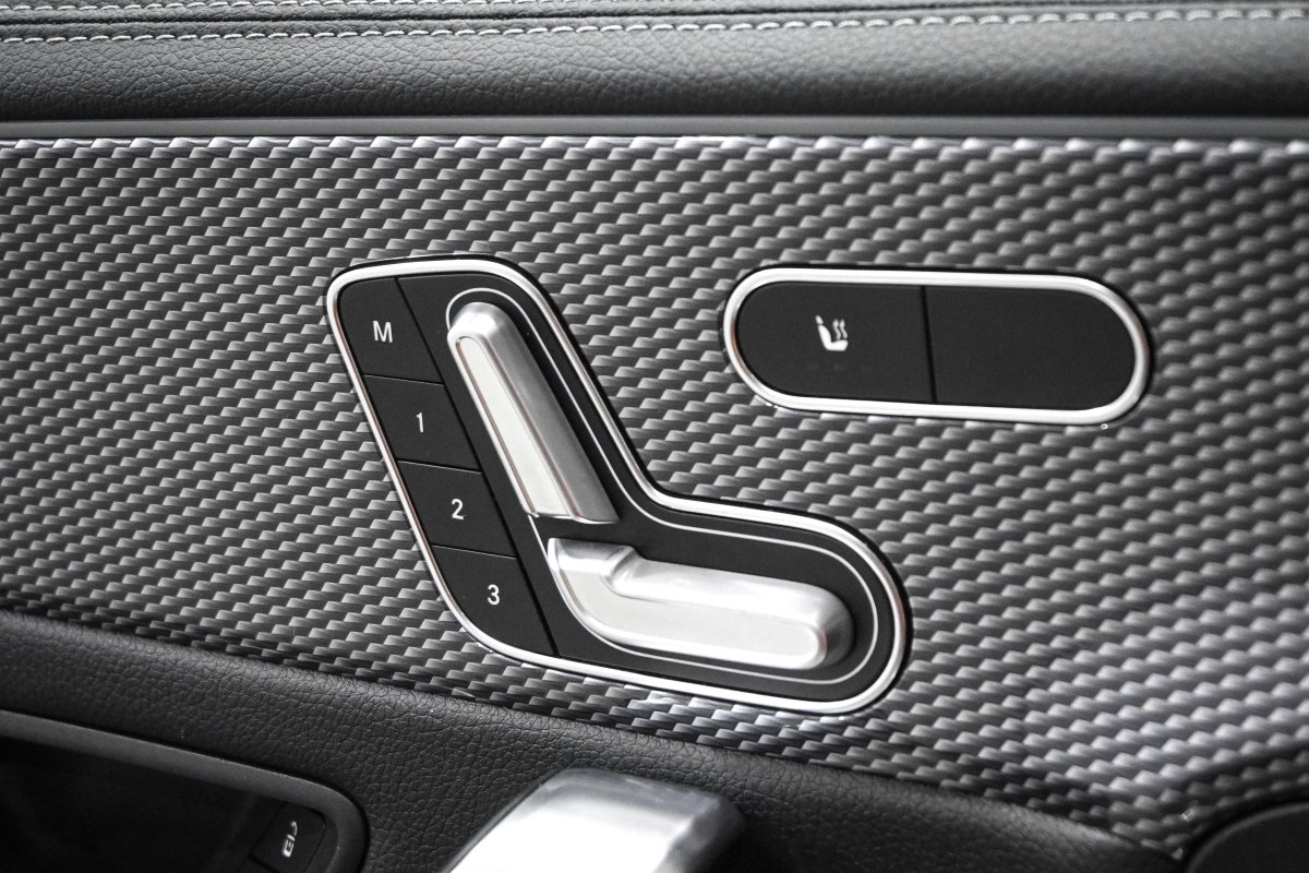 Foto Mercedes-Benz CLA 35