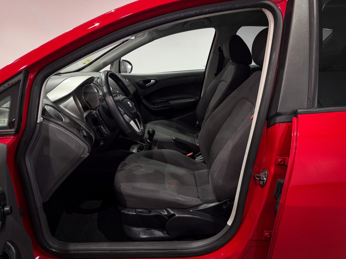 Foto Seat Ibiza 10