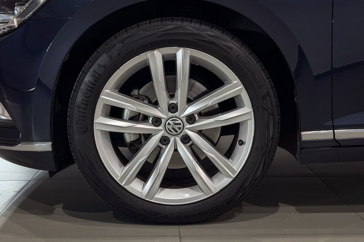 Foto Volkswagen Passat 28