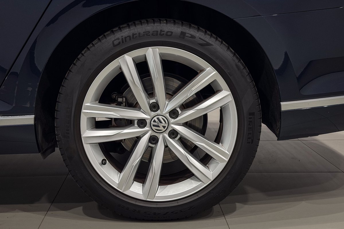 Foto Volkswagen Passat 29
