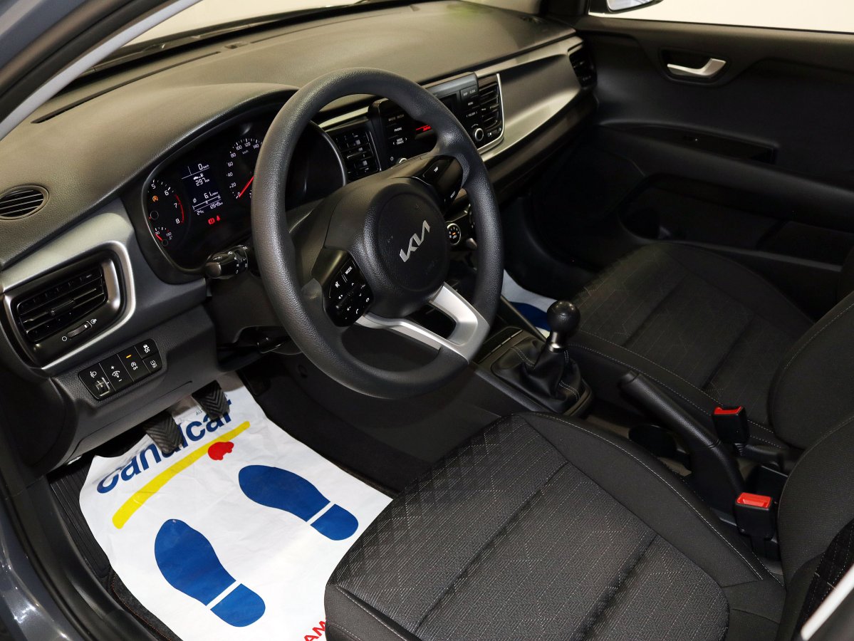 Foto Kia Rio 13