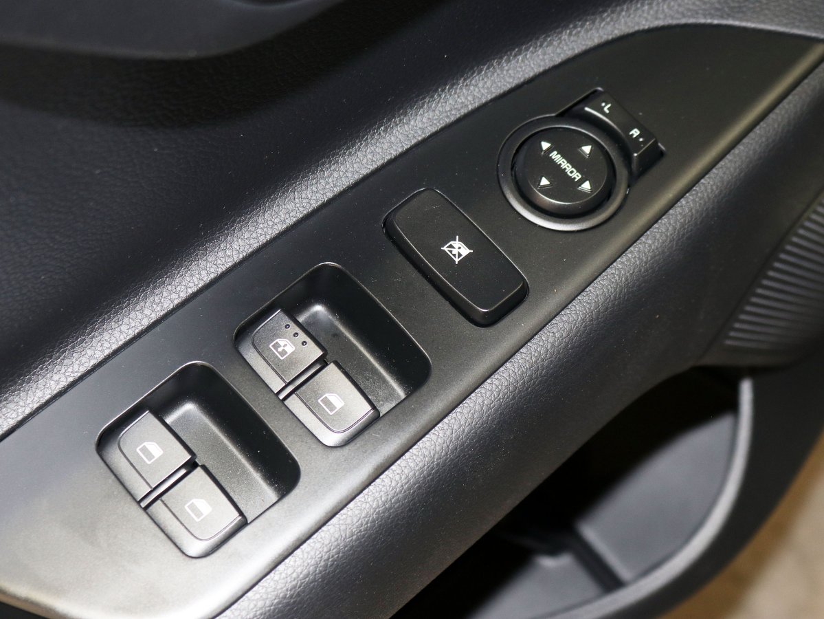 Foto Kia Rio 18