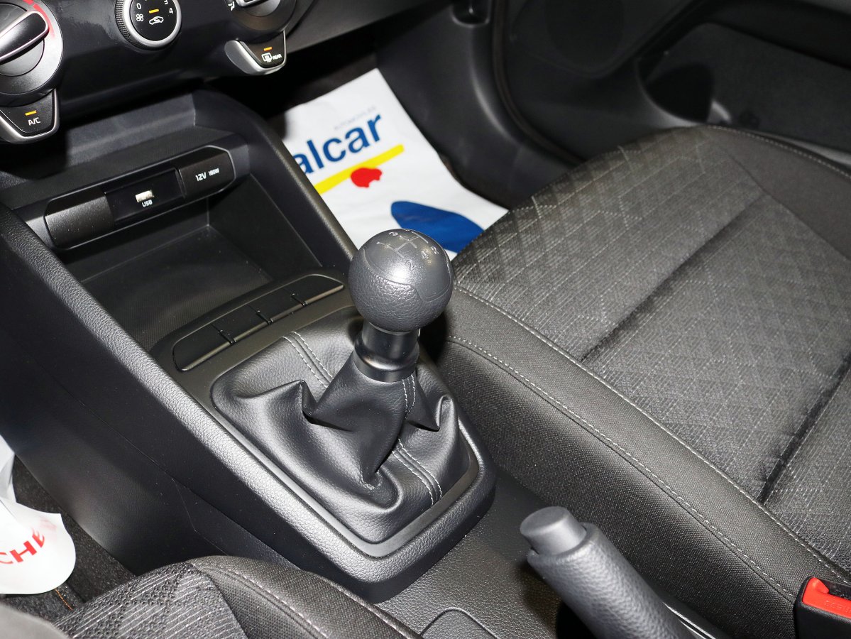 Foto Kia Rio 25