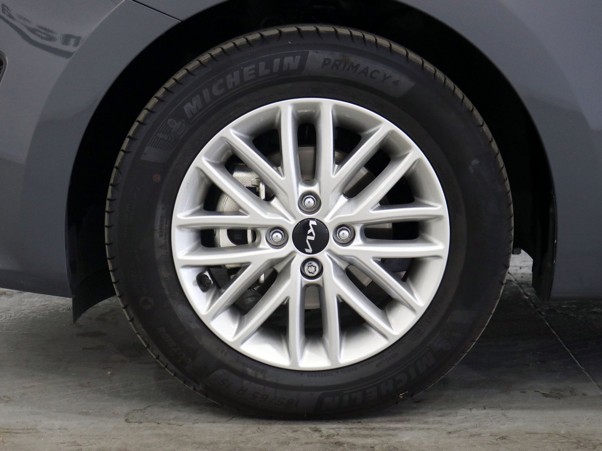Foto Kia Rio 26