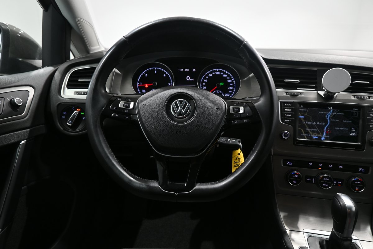 Foto Volkswagen Golf 17