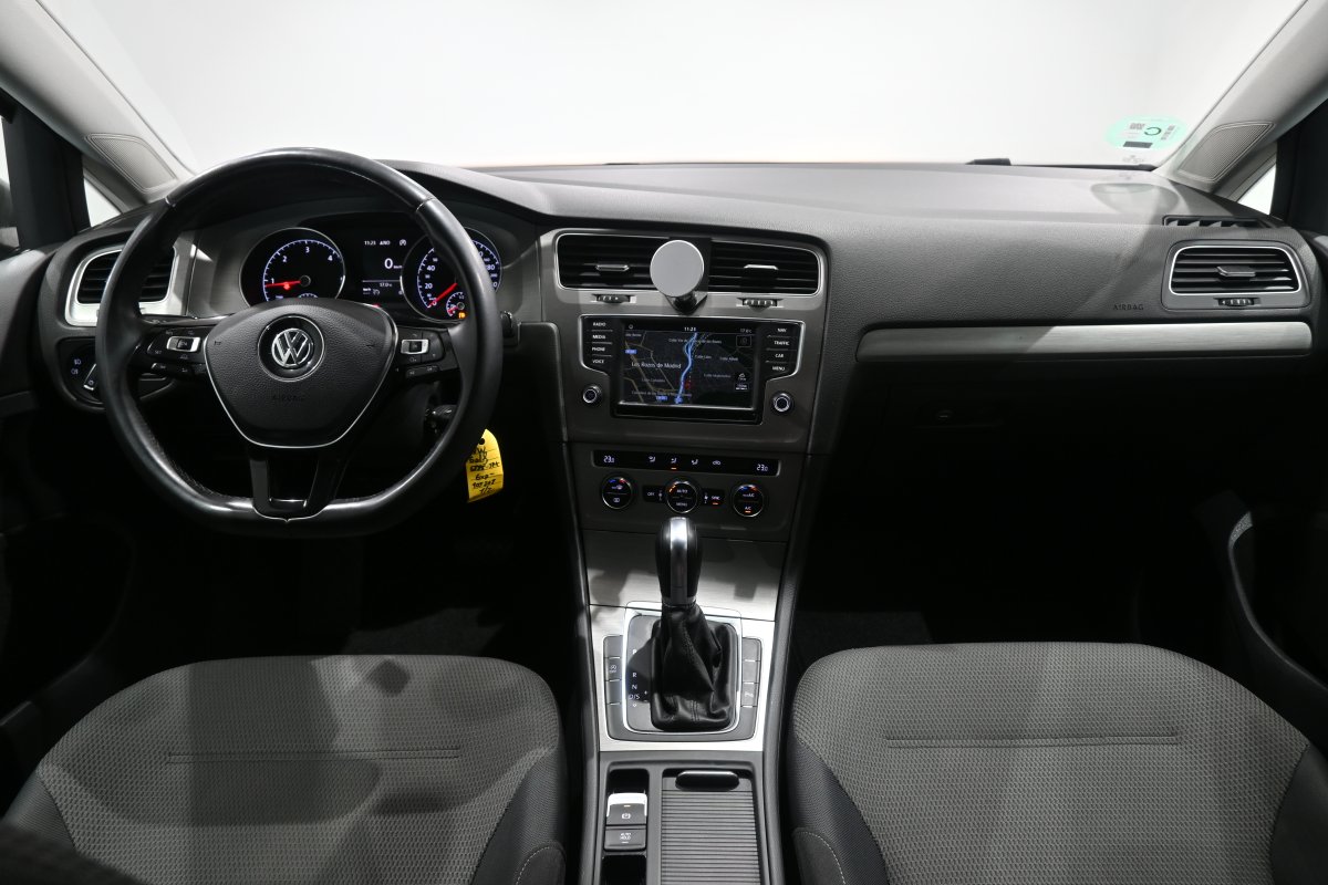 Foto Volkswagen Golf 16
