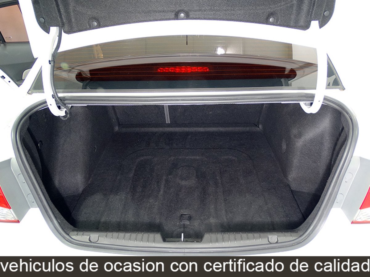 Foto Chevrolet Cruze 15