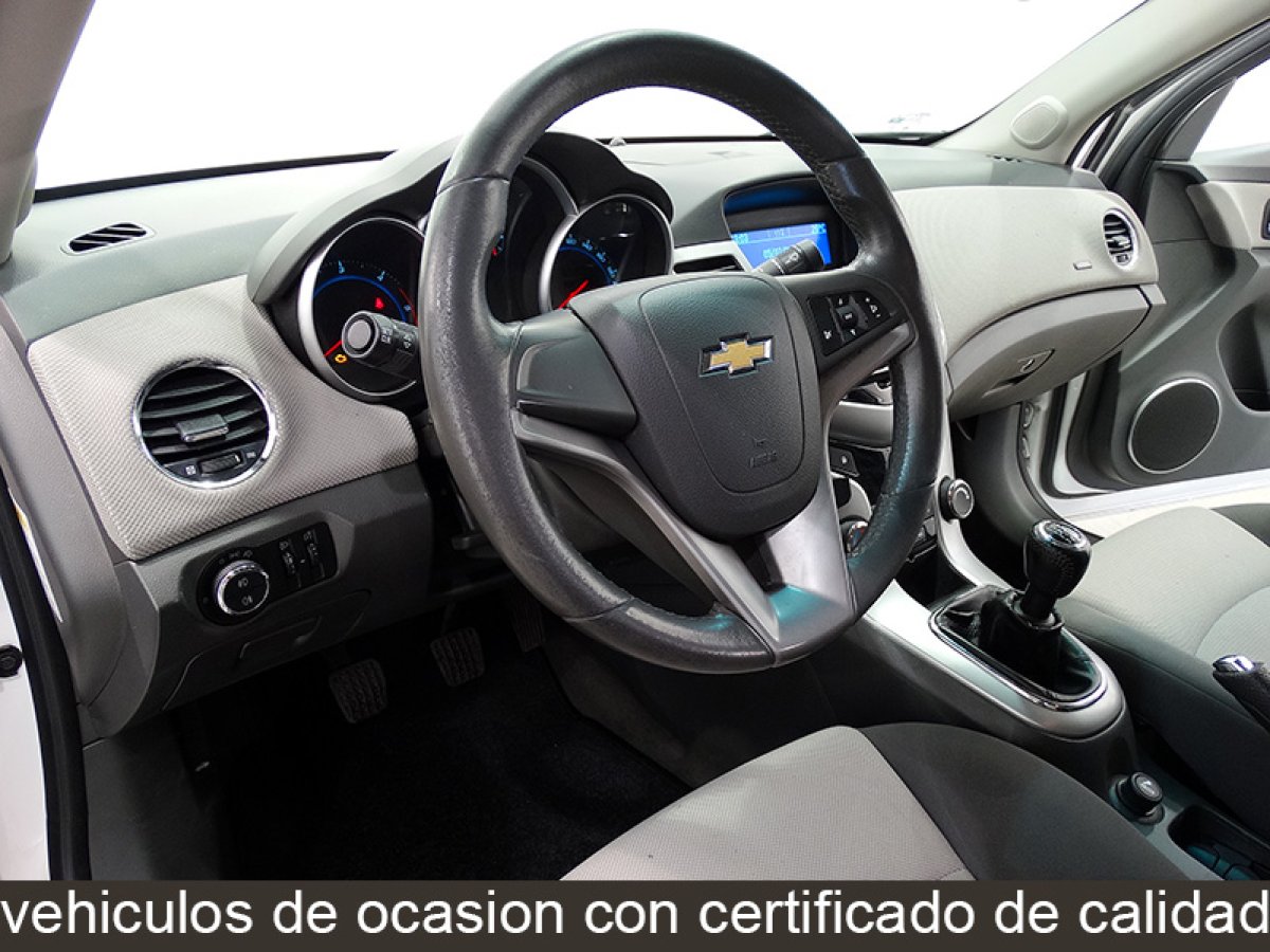 Foto Chevrolet Cruze 17