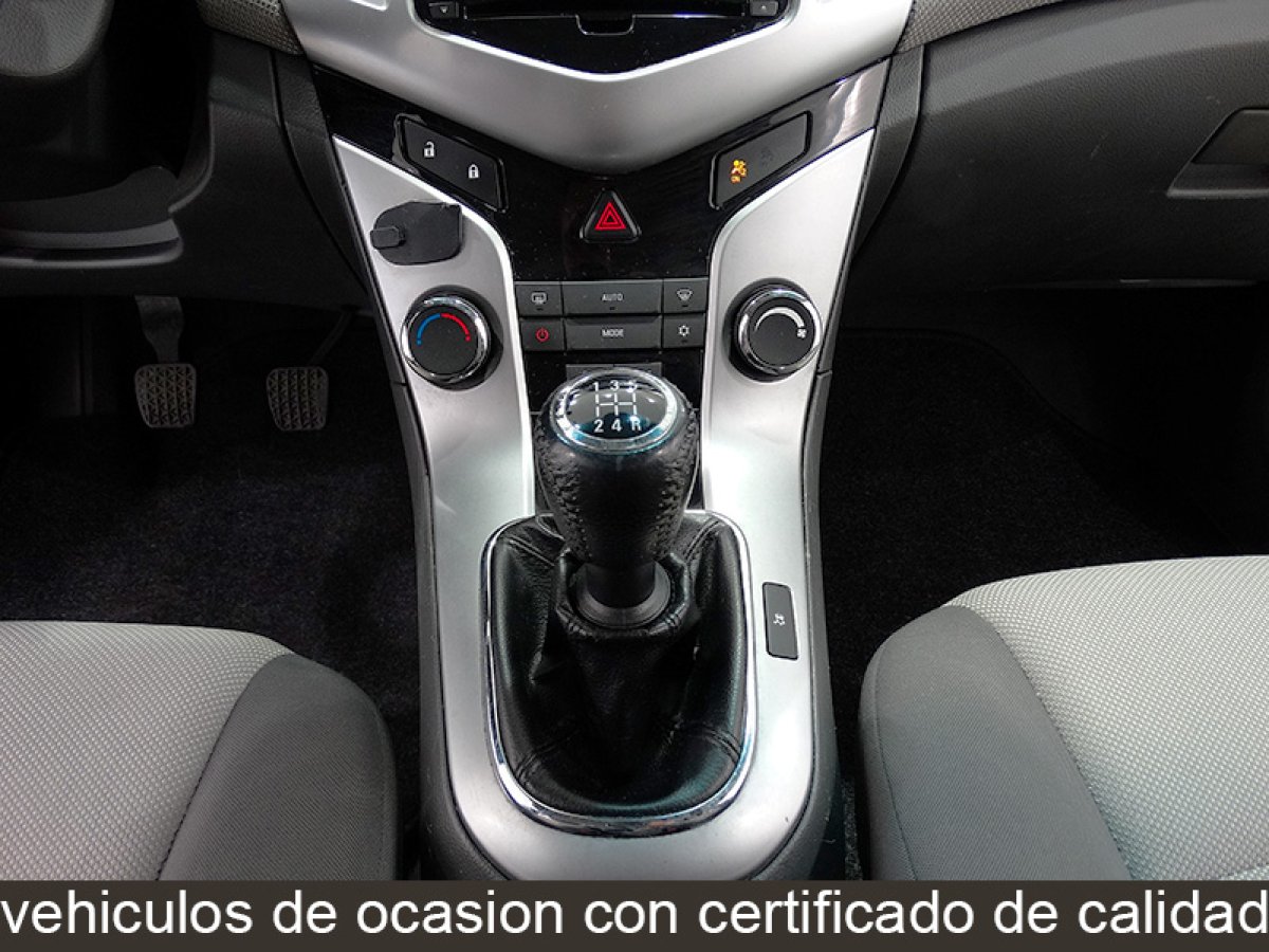 Foto Chevrolet Cruze 21