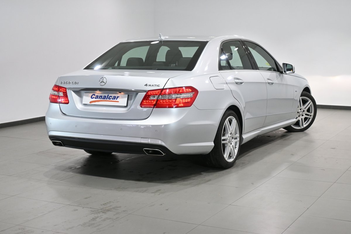 Foto Mercedes-Benz Clase 4