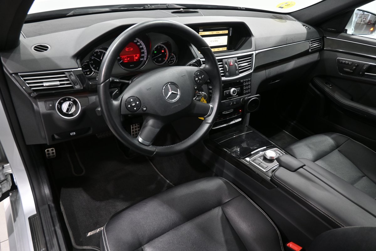 Foto Mercedes-Benz Clase 9