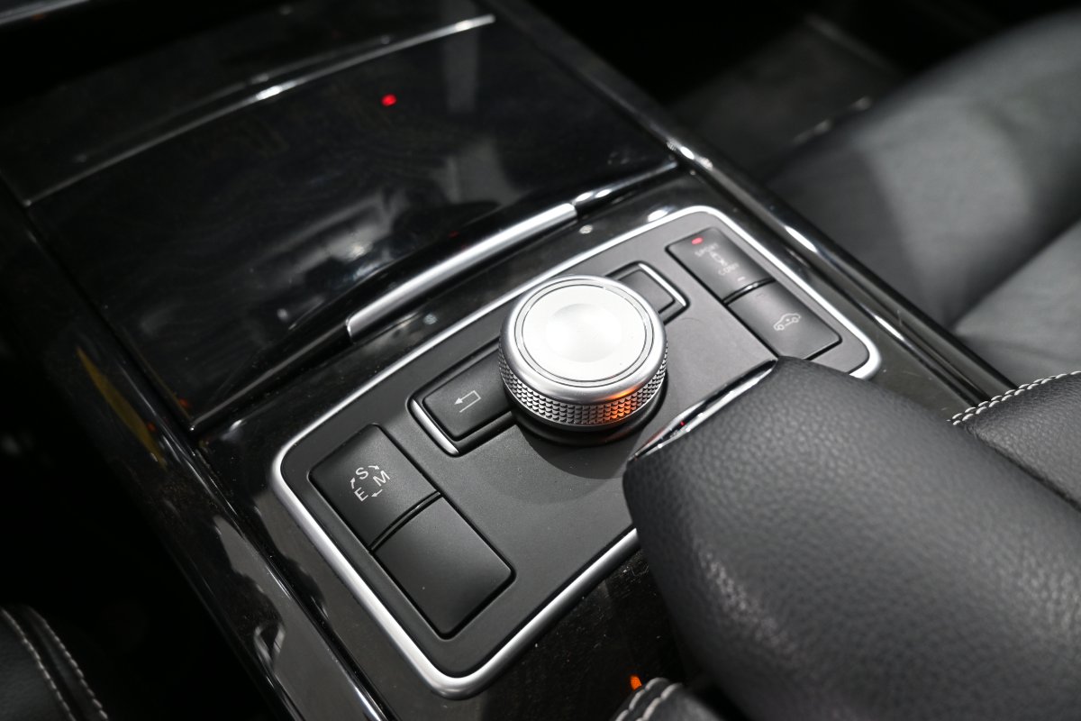 Foto Mercedes-Benz Clase 21