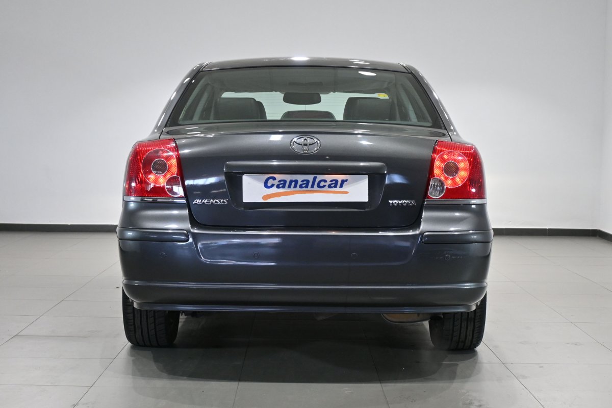 Foto Toyota Avensis 5