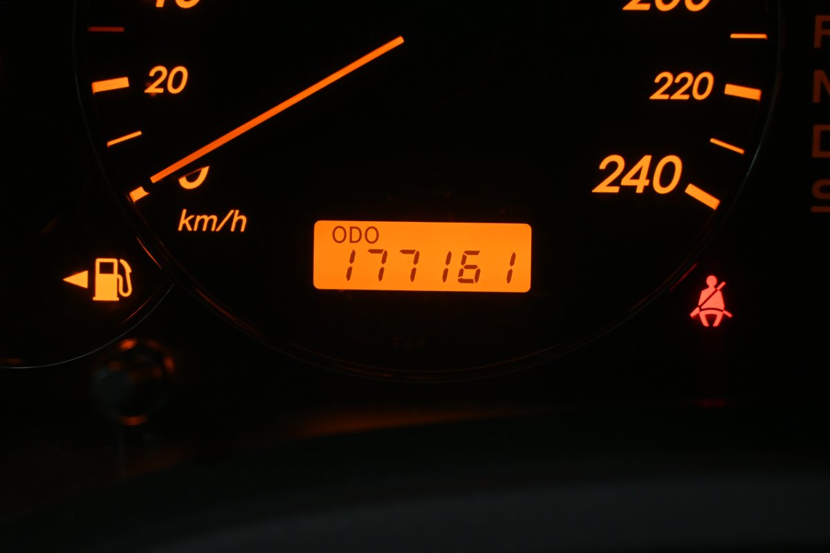 Foto Toyota Avensis 13