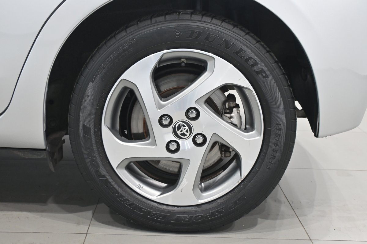 Foto Toyota Yaris 29