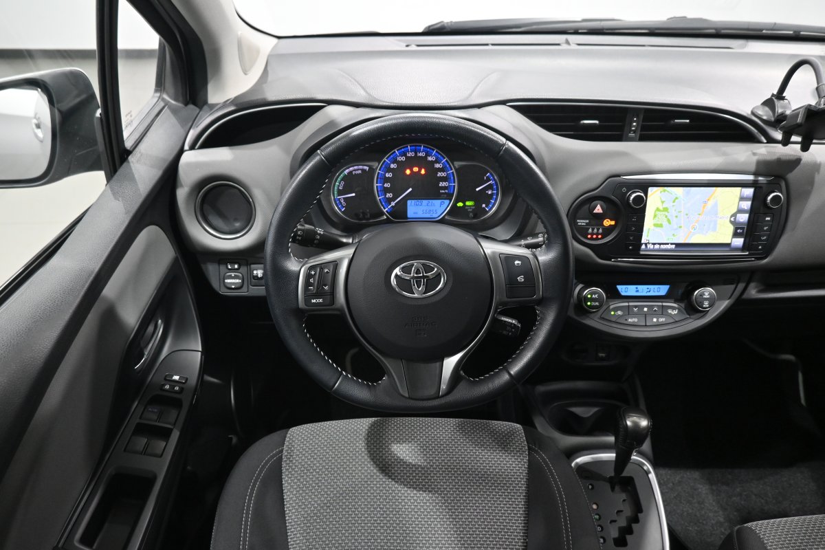 Foto Toyota Yaris 18