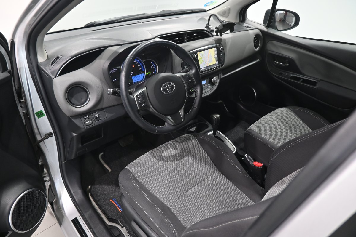 Foto Toyota Yaris 9