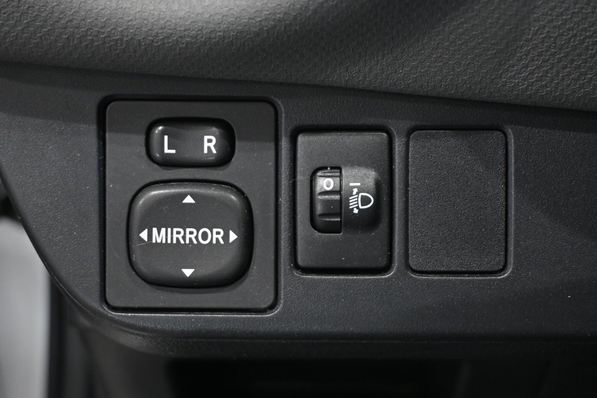 Foto Toyota Yaris 26