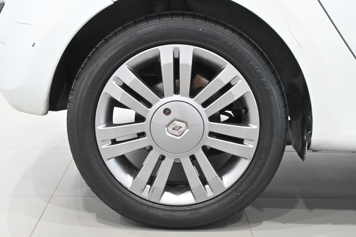Foto Renault Grand 21