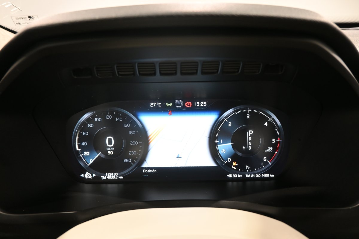 Foto Volvo XC90 16
