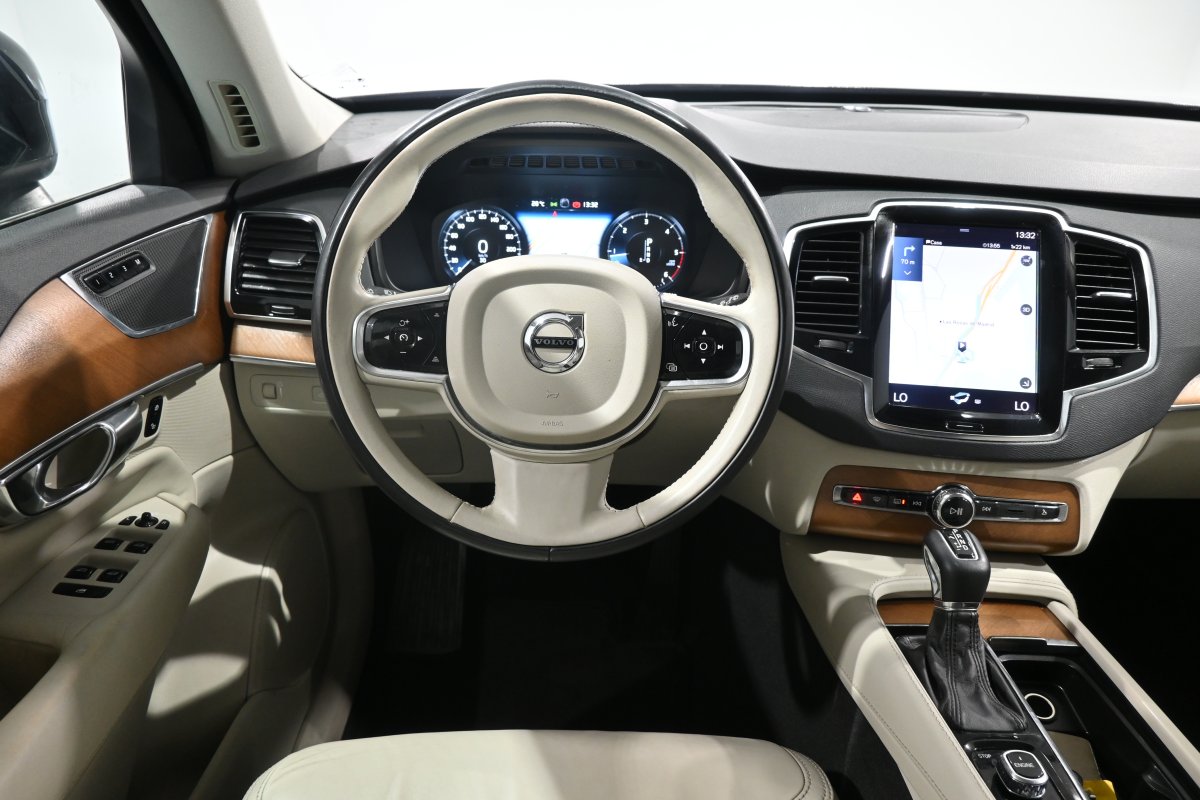 Foto Volvo XC90 22