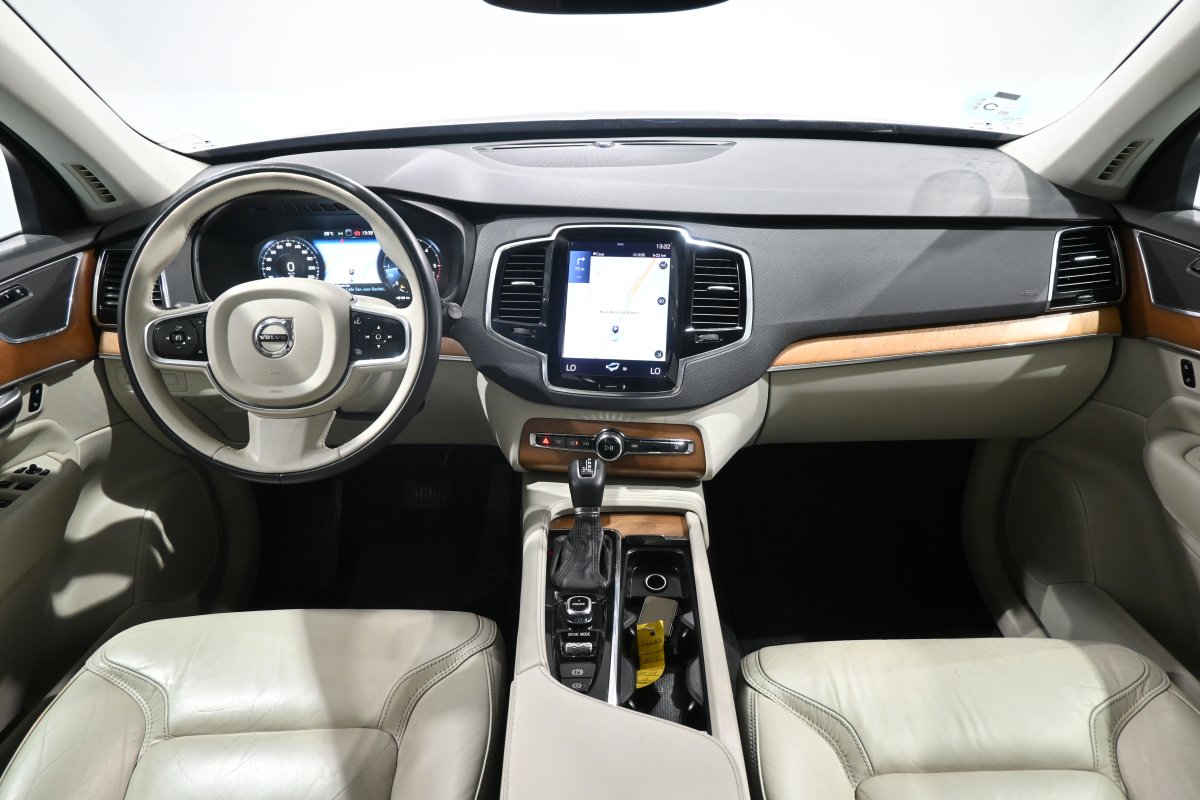 Foto Volvo XC90 21