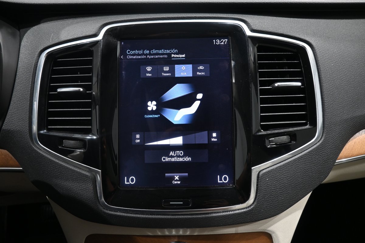 Foto Volvo XC90 17