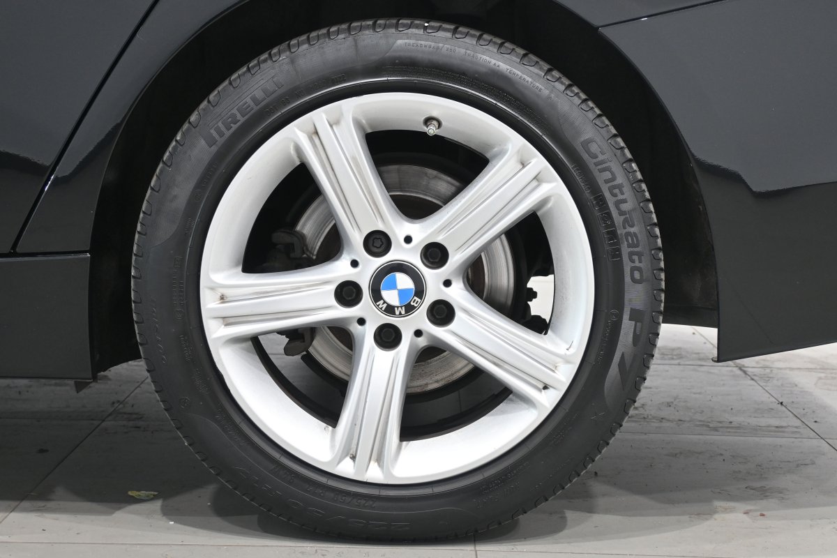 Foto Bmw 318d 27