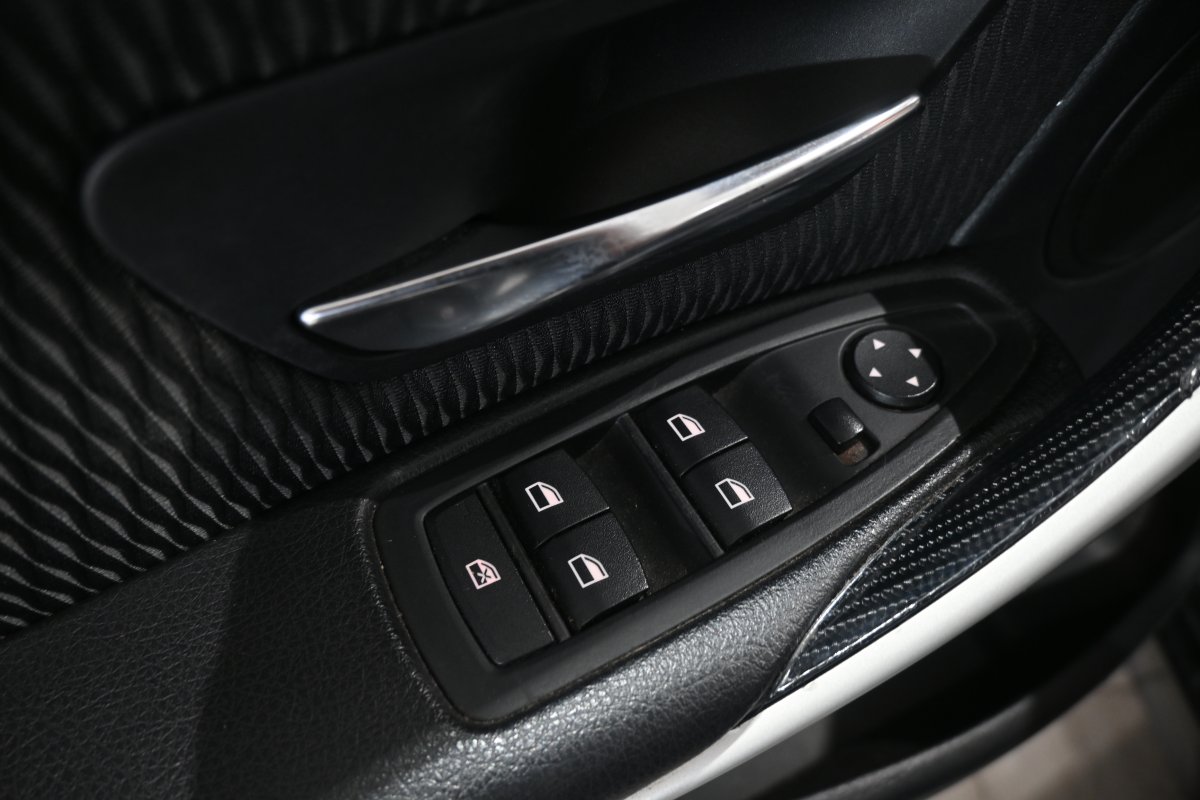 Foto Bmw 318d 25