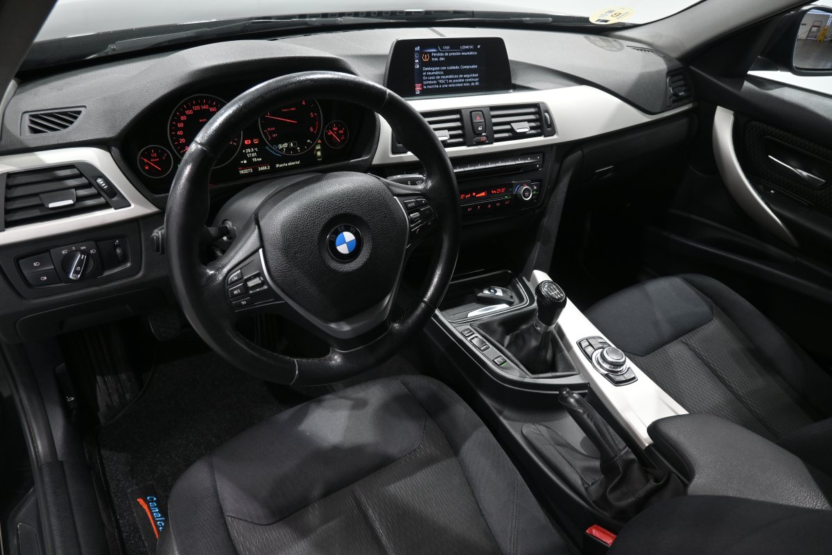 Foto Bmw 318d 9