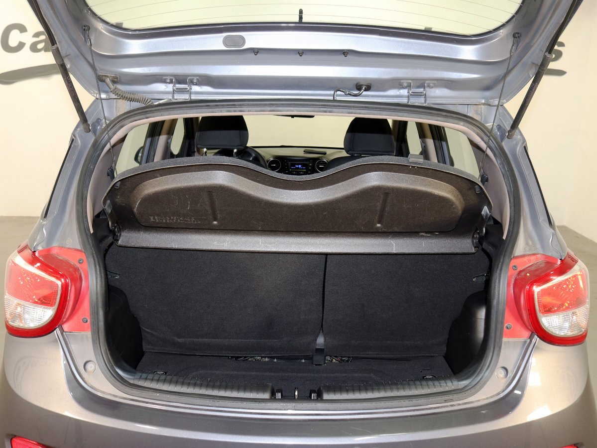 Foto Hyundai i10 8