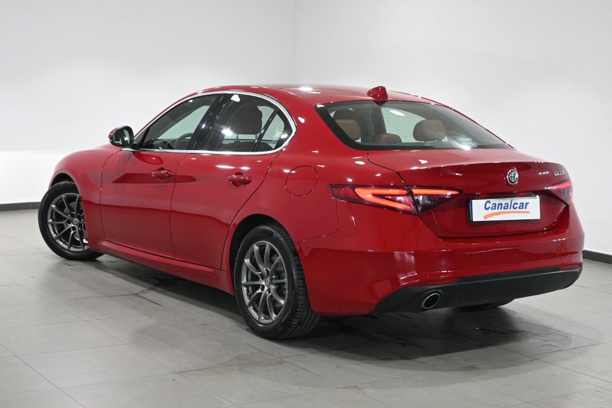 Foto Alfa Romeo GIULIA 6