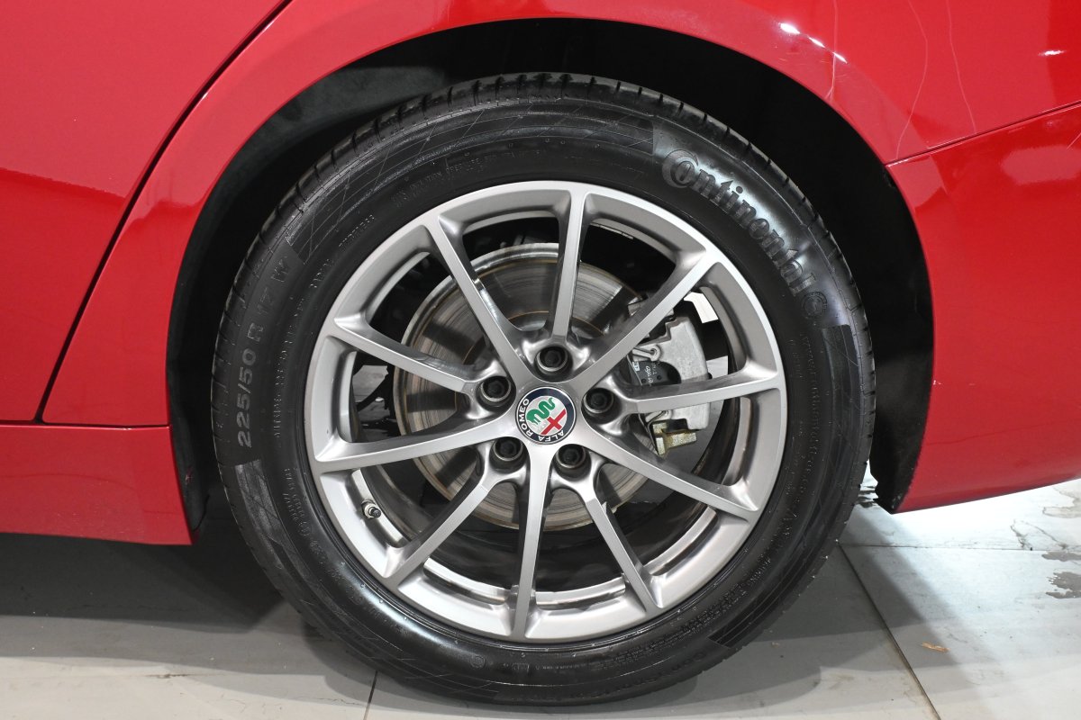 Foto Alfa Romeo GIULIA 27